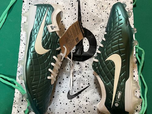 NIKE TIEMPO LEGEND 