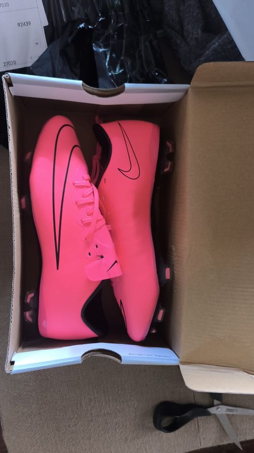 NIKE MERCURIAL FG 11 