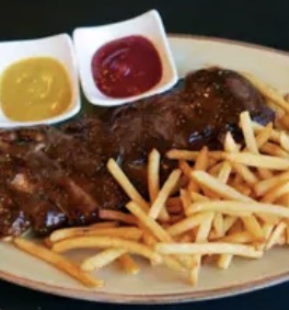 FILETE CON PAPAS FRITAS 